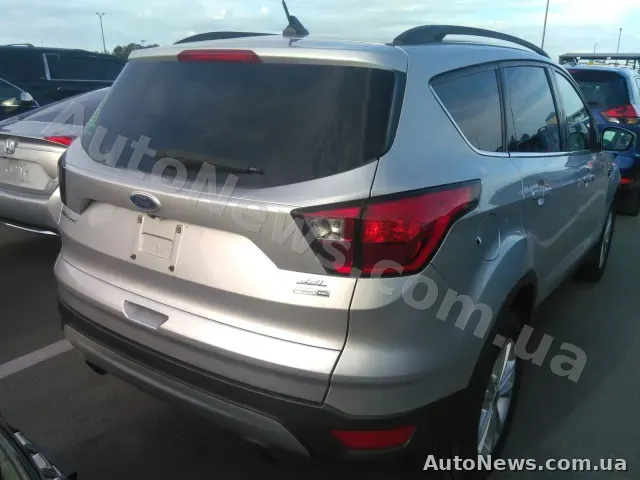 2019 Ford Escape, VIN 1FMCU9HD5KUB25709 — фото 18 (manheim)