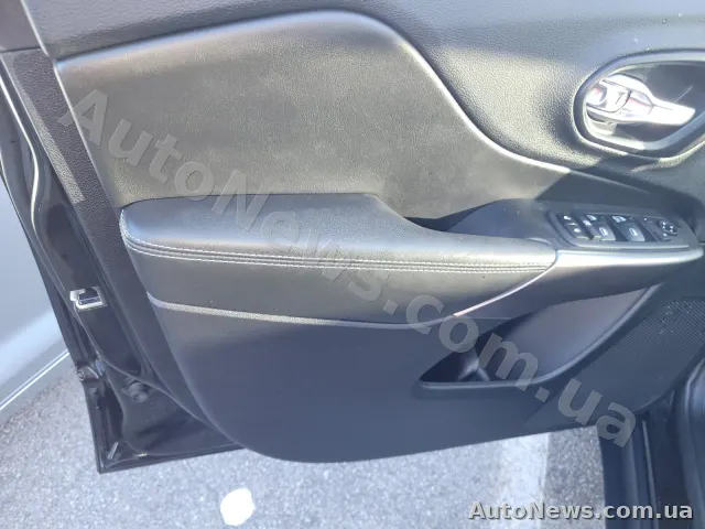 2019 Jeep Cherokee — фото 31 (manheim)
