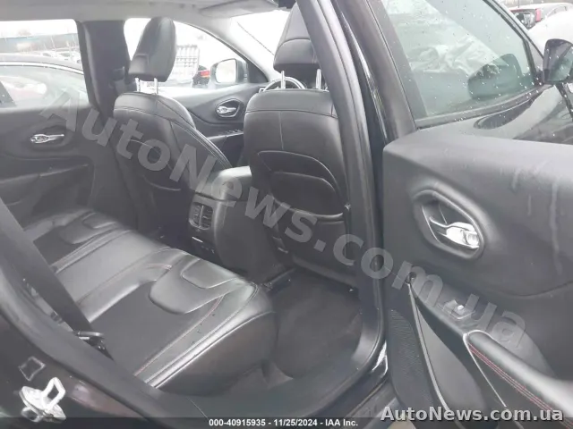 2018 Jeep Cherokee, VIN 1C4PJMBX4KD199661, nr rej. АХ7070ІО — zdjęcie 8 (iaai)