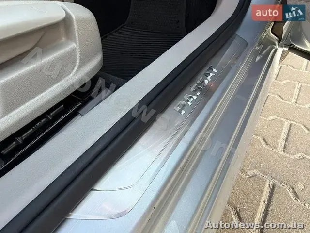 2018 Volkswagen Passat, VIN 1VWBA7A39JC020820 — фото 38 (autoria)