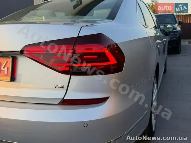 2018 Volkswagen Passat, VIN 1VWBA7A39JC020820 — фото 57 (autoria)
