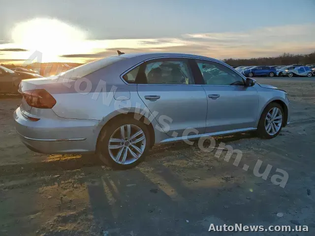 2018 Volkswagen Passat, VIN 1VWBA7A39JC020820 — фото 3 (copart)