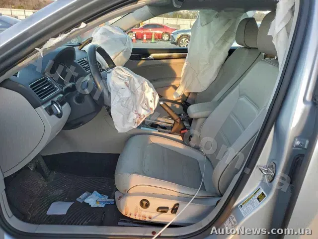 2018 Volkswagen Passat, VIN 1VWBA7A39JC020820 — фото 7 (copart)