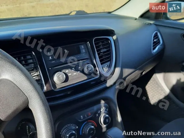 2012 Dodge Dart — photo 10 (autoria)