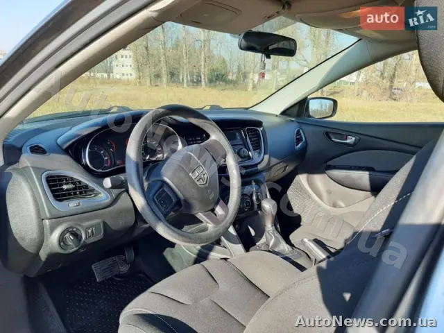 2012 Dodge Dart — photo 6 (autoria)