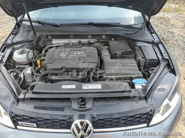 2017 Volkswagen Golf, VIN 3VWH17AU0HM533482, plate ВМ0801ЕО — photo 11 (copart)