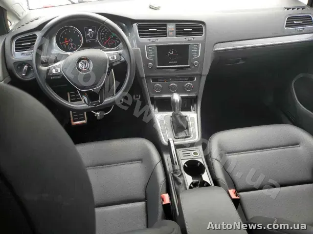2017 Volkswagen Golf, VIN 3VWH17AU0HM533482, plate ВМ0801ЕО — photo 22 (copart)