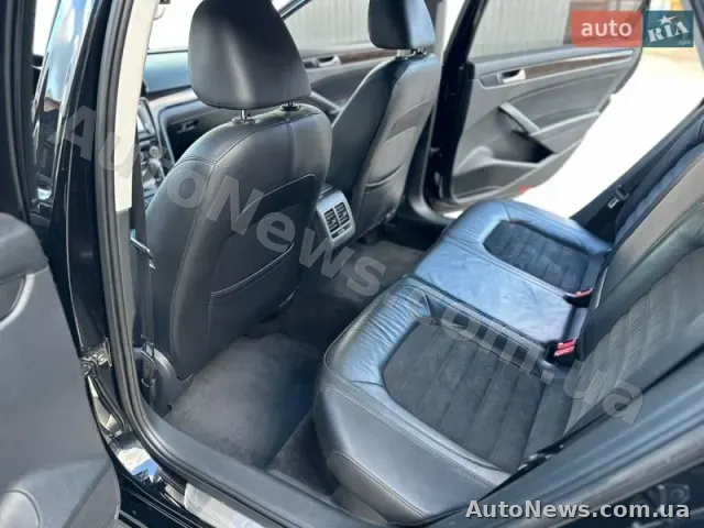 2013 Volkswagen Passat, VIN 1VWCS7A31EC034976, госномер КА8854ОО — фото 13 (autoria)