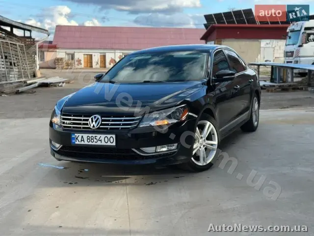 2013 Volkswagen Passat, VIN 1VWCS7A31EC034976, госномер КА8854ОО — фото 2 (autoria)