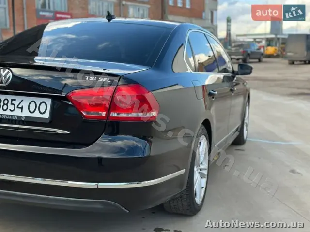 2013 Volkswagen Passat, VIN 1VWCS7A31EC034976, госномер КА8854ОО — фото 9 (autoria)