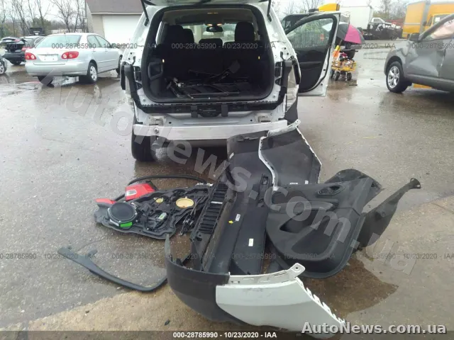 2017 Jeep Cherokee — photo 12 (iaai)