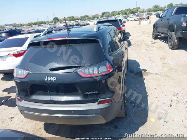 2019 Jeep Cherokee — zdjęcie 17 (iaai)