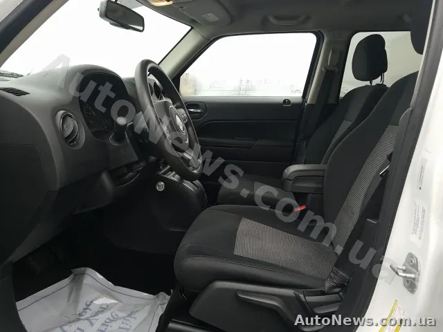 2014 Jeep Patriot, VIN 1C4NJRBB0ED805308, держномер КА9033ІК — фото 7 (manheim)