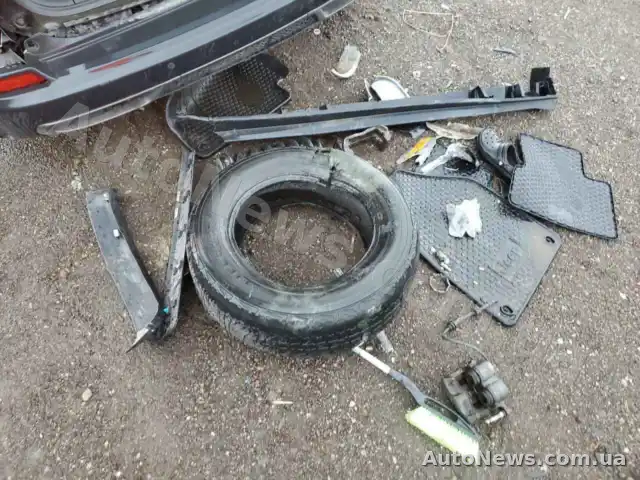 2019 Jeep Cherokee, VIN 1C4PJMBX7KD393939, госномер ВМ1101СН — фото 13 (copart)