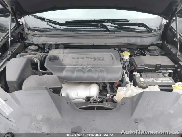 2019 Jeep Cherokee — zdjęcie 10 (iaai)