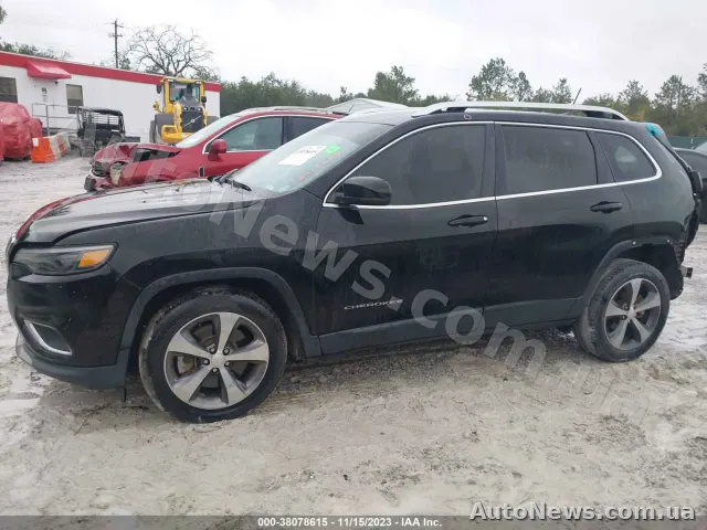 2019 Jeep Cherokee — zdjęcie 15 (iaai)
