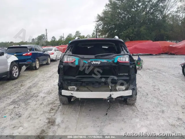 2019 Jeep Cherokee — zdjęcie 17 (iaai)