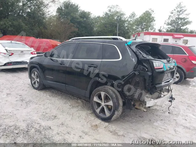 2019 Jeep Cherokee — zdjęcie 3 (iaai)