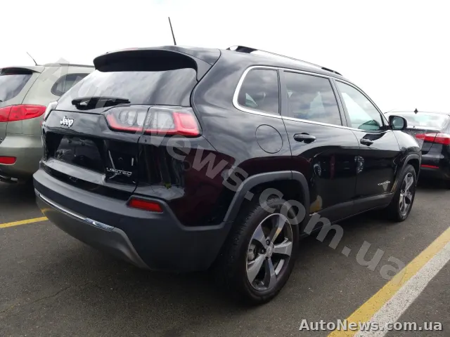 2019 Jeep Cherokee — zdjęcie 2 (manheim)