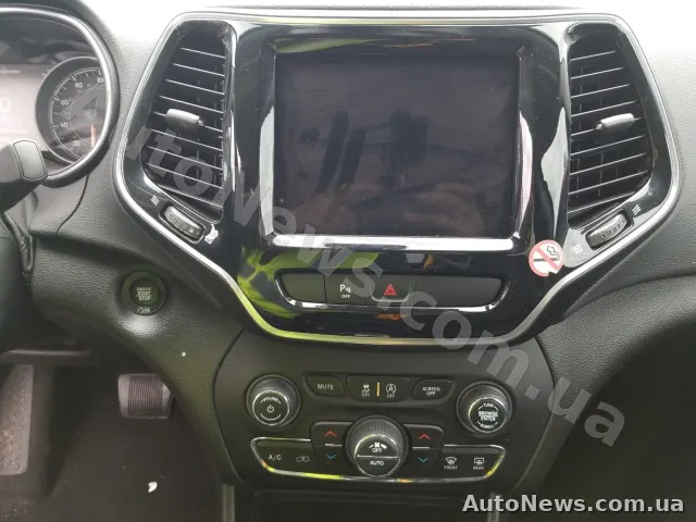 2019 Jeep Cherokee — zdjęcie 4 (manheim)