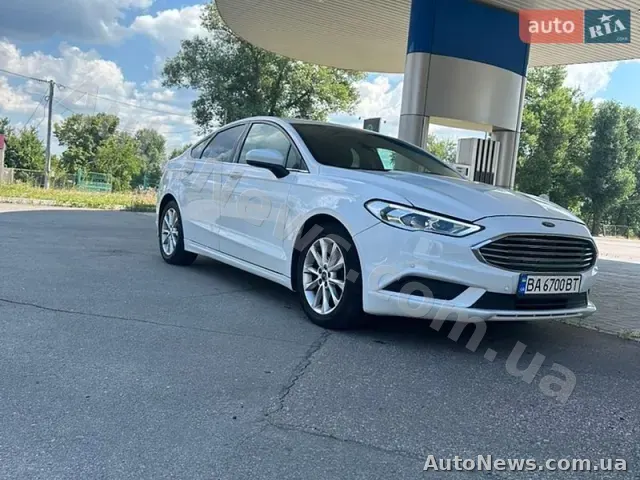 2017 Ford Fusion, VIN 3FA6P0H73HR113062 — фото 2 (autoria)