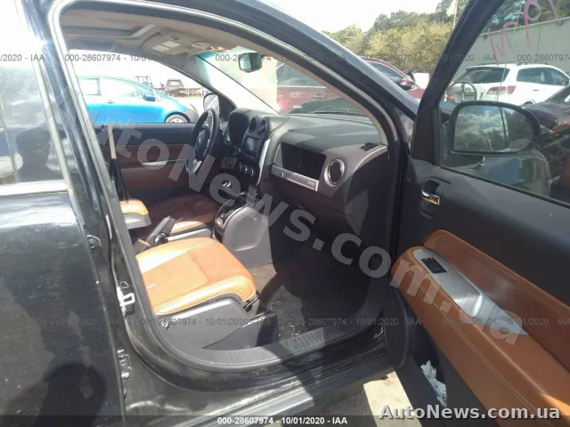2016 Jeep Compass — photo 5 (iaai)