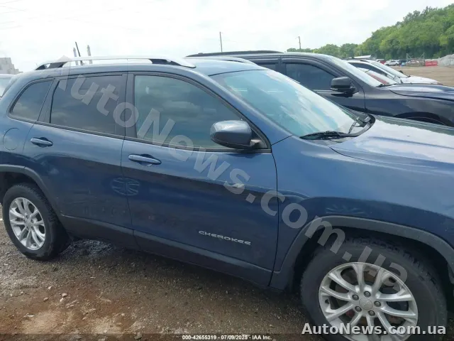 2021 Jeep Cherokee — фото 14 (iaai)