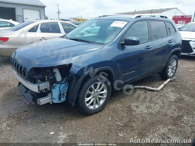 2021 Jeep Cherokee — фото 2 (iaai)
