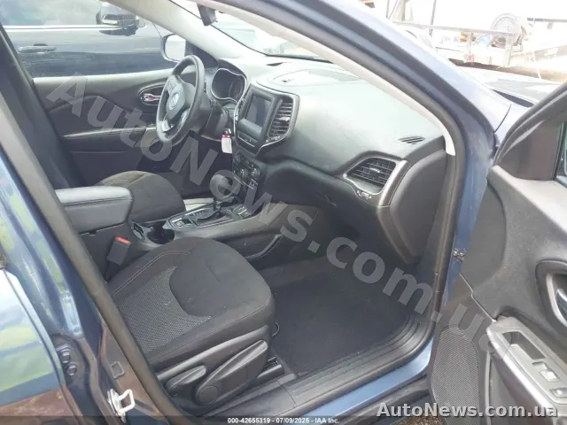 2021 Jeep Cherokee — фото 5 (iaai)