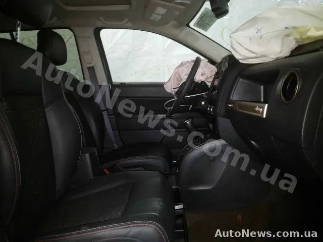 2016 Jeep Compass — фото 5 (copart)