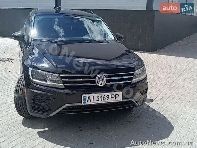 2018 Volkswagen Tiguan, VIN 3VV2B7AX2KM054456, госномер АІ3169РР — фото 1 (autoria)