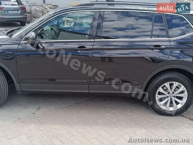 2018 Volkswagen Tiguan, VIN 3VV2B7AX2KM054456, госномер АІ3169РР — фото 2 (autoria)