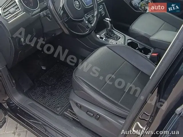 2018 Volkswagen Tiguan, VIN 3VV2B7AX2KM054456, госномер АІ3169РР — фото 6 (autoria)