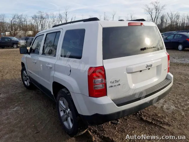 2014 Jeep Patriot LA — фото 3 (copart)