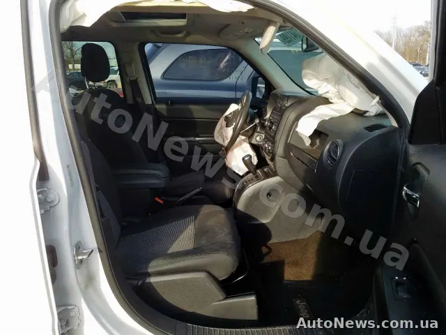 2014 Jeep Patriot LA — фото 5 (copart)