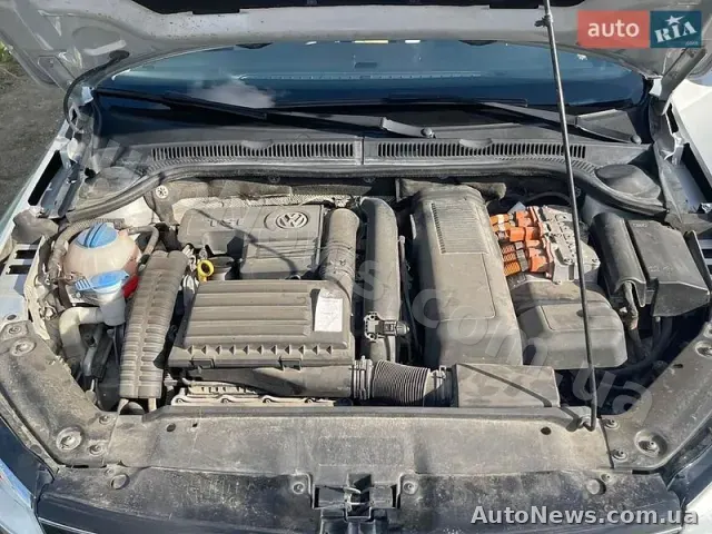 2013 Volkswagen Jetta, VIN 3VW637AJ9DM277330, plate НН6151АМ — photo 3 (autoria)