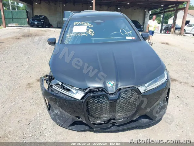 2022 BMW IX — zdjęcie 12 (iaai)