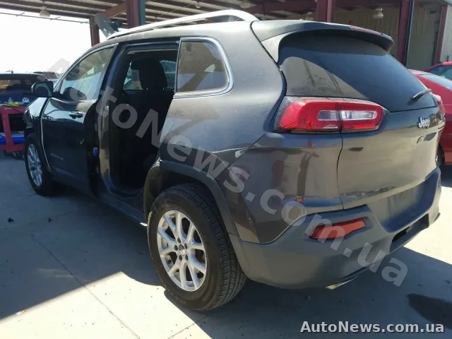 2015 Jeep Cherokee — photo 3 (copart)