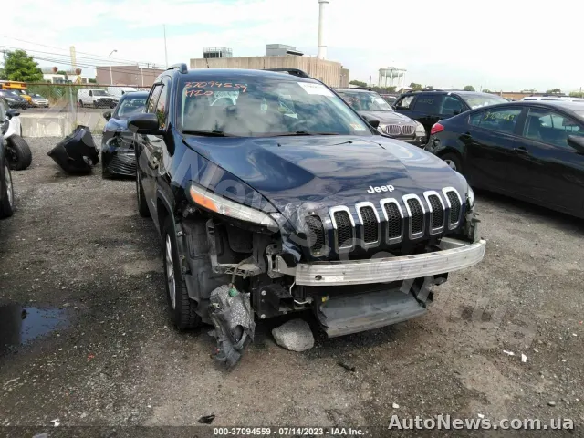 2015 Jeep Cherokee, VIN 1C4PJMAB0FW682094, госномер АХ8729ОВ — фото 6 (iaai)