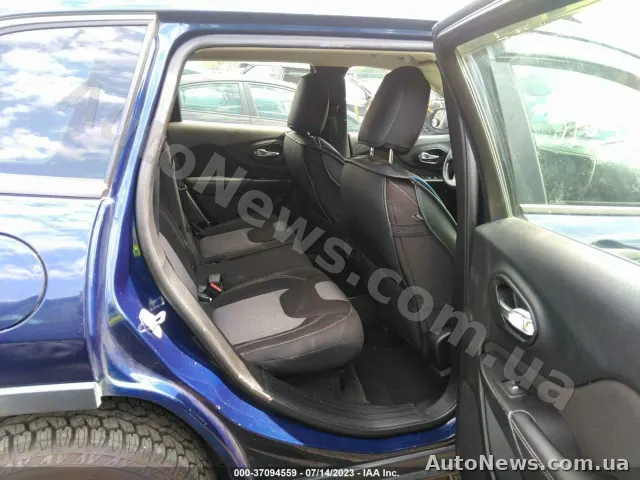 2015 Jeep Cherokee, VIN 1C4PJMAB0FW682094, госномер АХ8729ОВ — фото 8 (iaai)