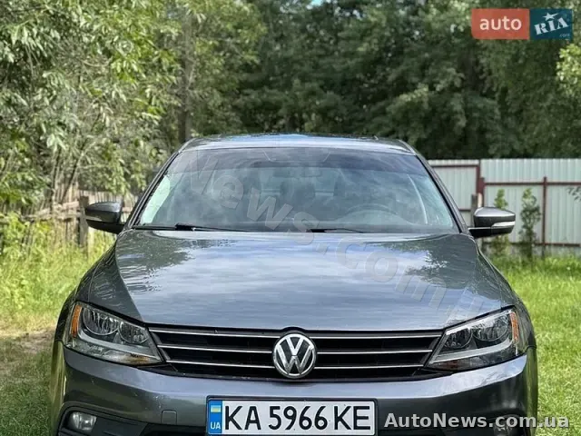 2015 Volkswagen Jetta, VIN 3VWLA7AJ8FM414480, держномер КА5966КЕ — фото 2 (autoria)