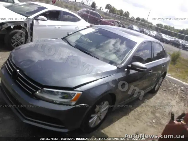 2015 Volkswagen Jetta, VIN 3VWLA7AJ8FM414480, держномер КА5966КЕ — фото 2 (iaai)