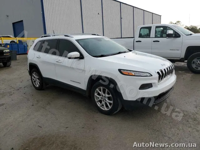 2016 Jeep Grand Cher, VIN 1C4PJLCB0GW351511, nr rej. ВК7210КА — zdjęcie 4 (copart)
