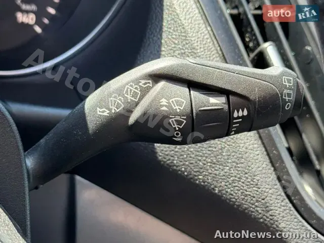 2018 Ford Escape, VIN 1FMCU0HD4JUA19276 — photo 19 (autoria)