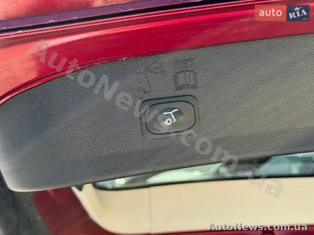 2018 Ford Escape, VIN 1FMCU0HD4JUA19276 — photo 41 (autoria)