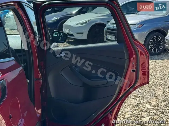 2018 Ford Escape, VIN 1FMCU0HD4JUA19276 — photo 46 (autoria)