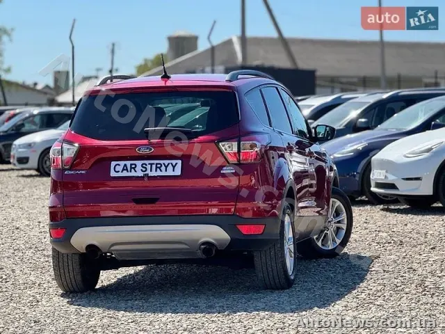 2018 Ford Escape, VIN 1FMCU0HD4JUA19276 — photo 58 (autoria)