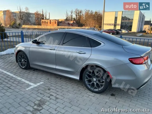 2014 Chrysler 200 — zdjęcie 5 (autoria)