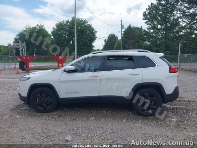 2017 Jeep Cherokee — фото 14 (iaai)