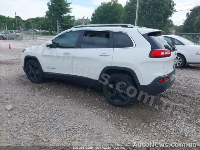 2017 Jeep Cherokee — фото 3 (iaai)